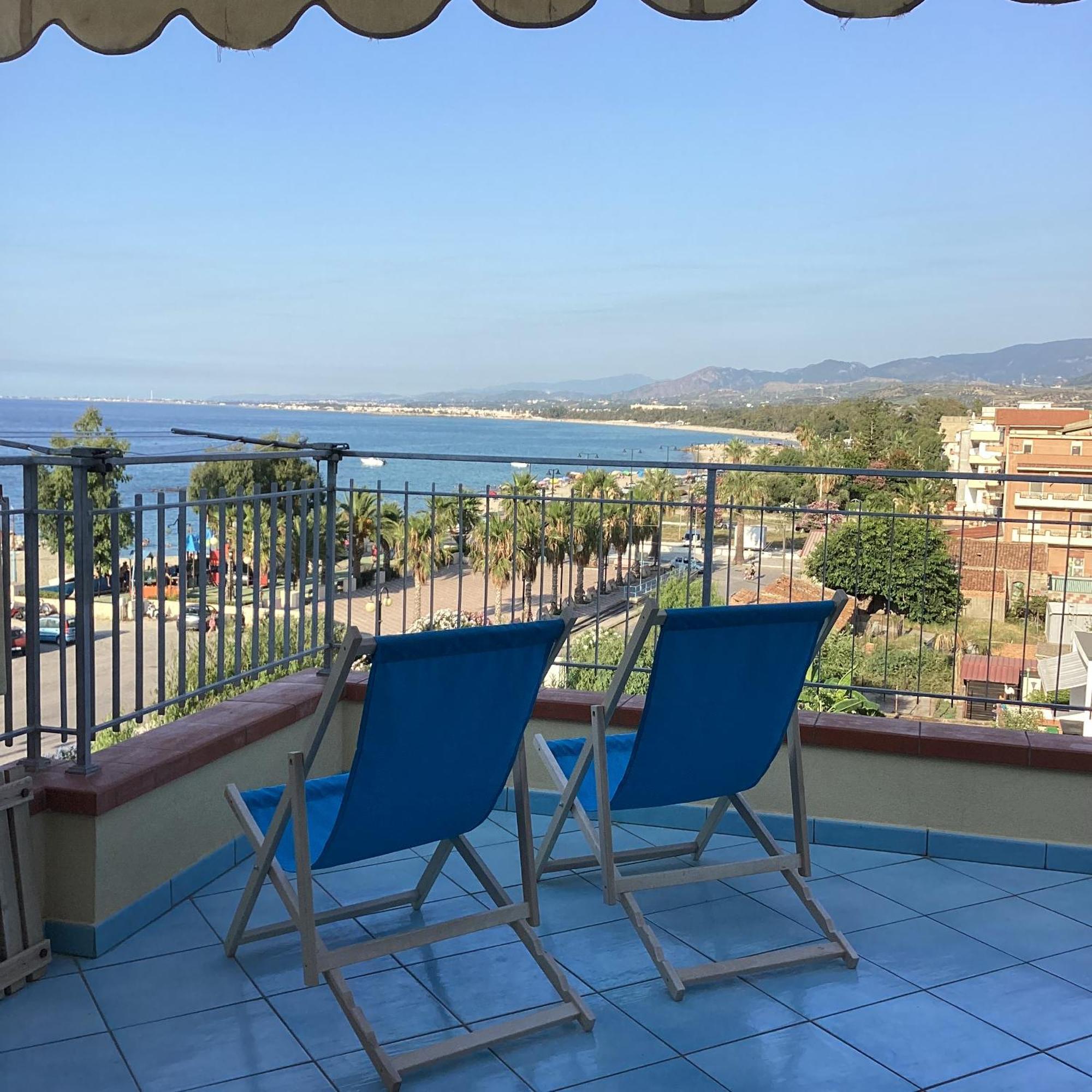 Golfo Di Tindari Apartments 法尔科内 外观 照片