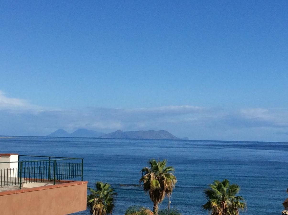 Golfo Di Tindari Apartments 法尔科内 客房 照片